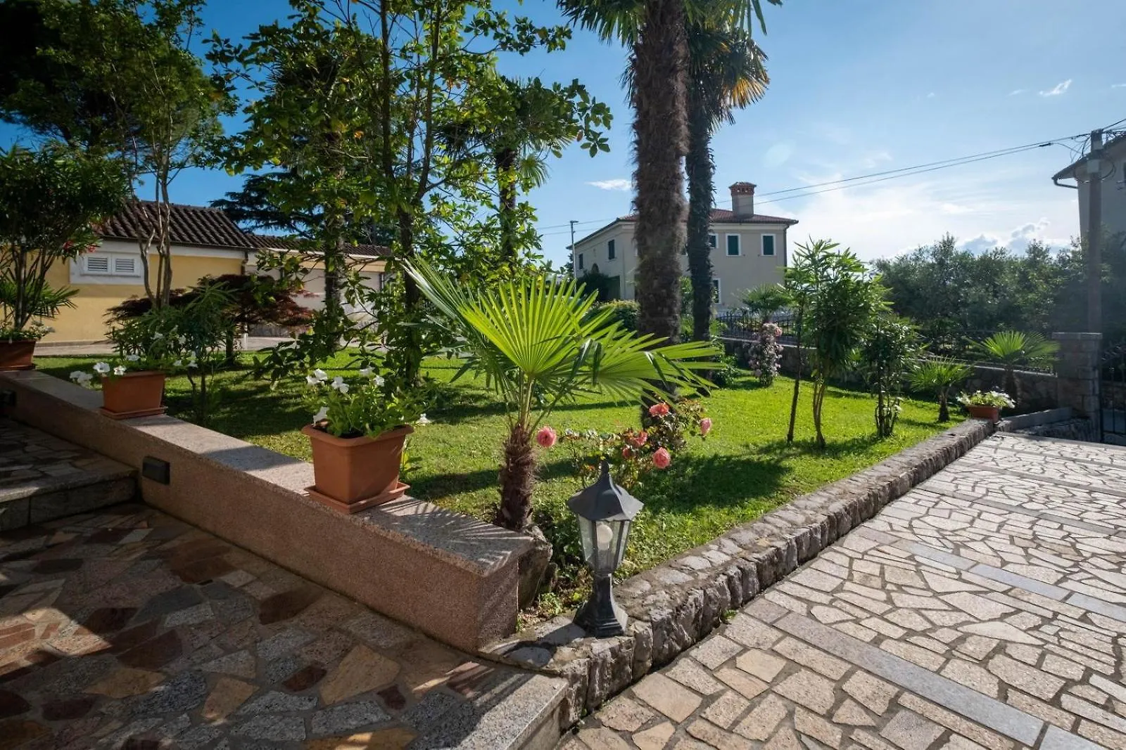 Apartments Serbecic Malinska 0*,  Κροατία