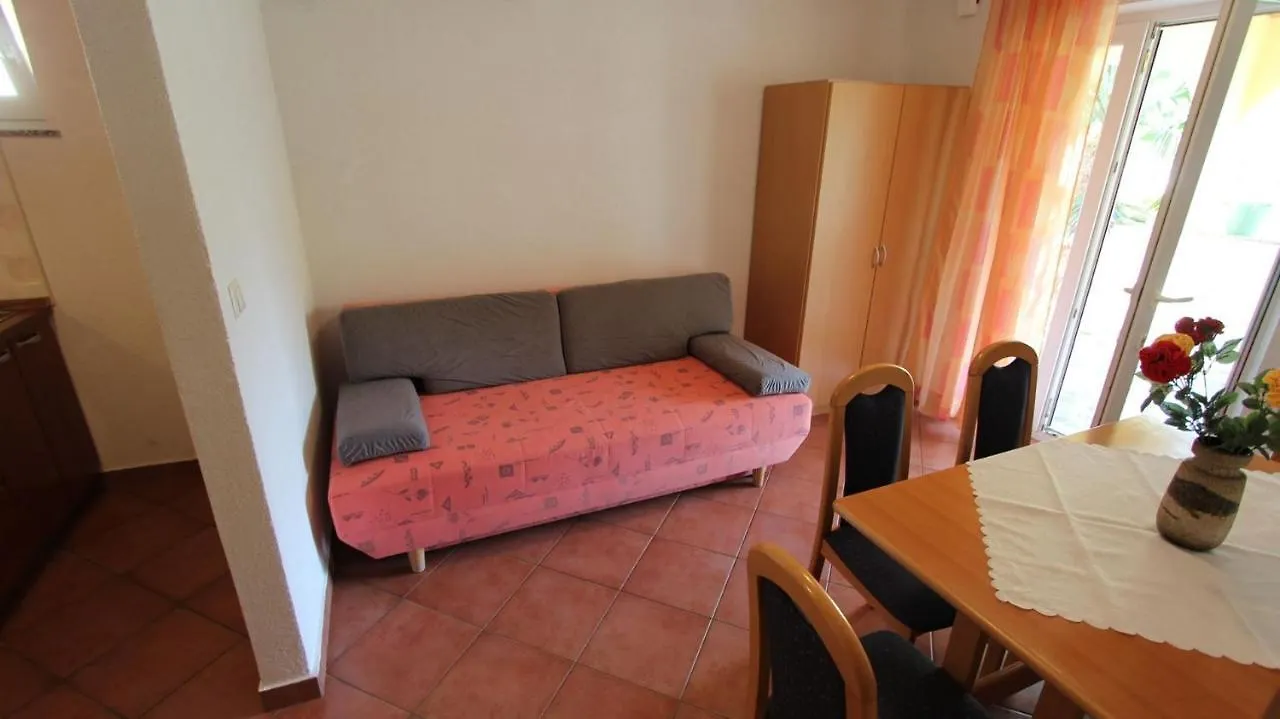 Apartments Serbecic Malinska Croatia